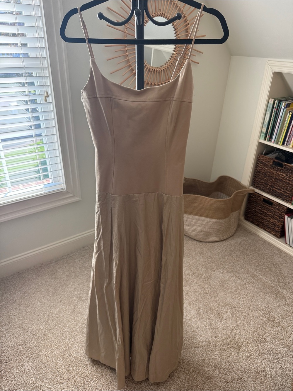 Moon River Taupe Strappy Maxi Dress - Picture 2 of 3